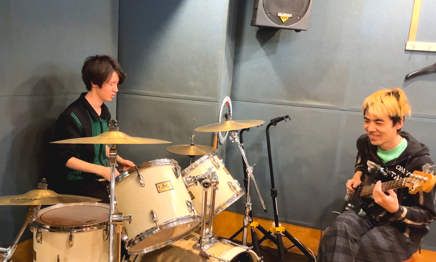 キービジュアル1